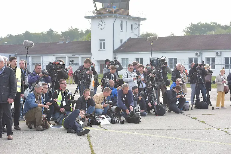 18c7d4f266df540ff772de7b4431b8a3