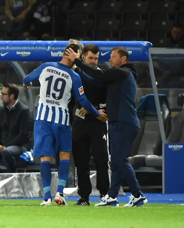 aeb2d88321c33ebe92bd4fe02e7a916b