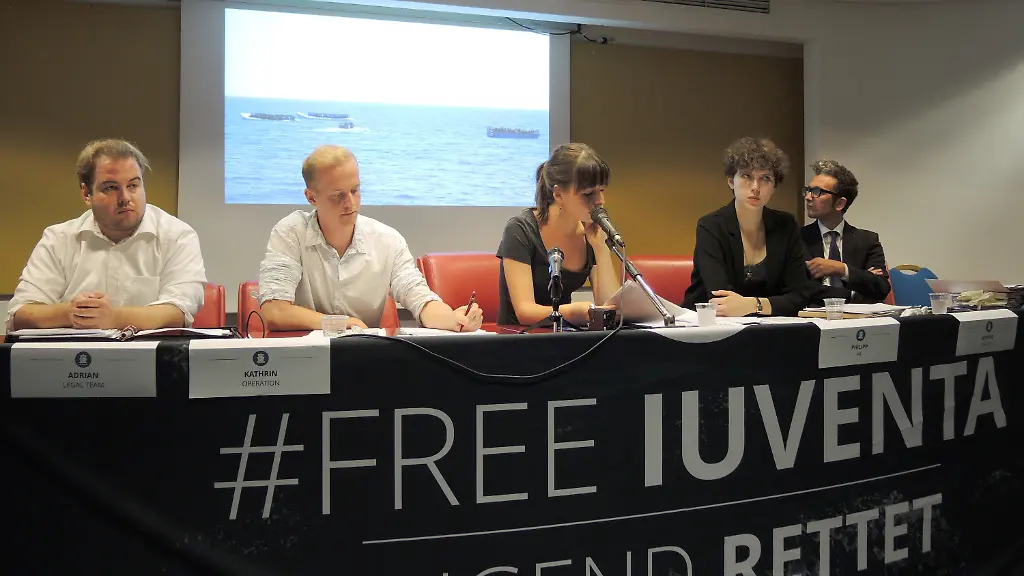 d4af8a5c3ea02f2de6677e0f919f94fe