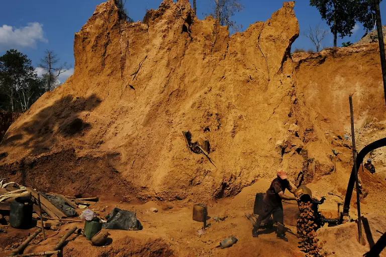 6a6b6dc49fe7af26fde1e7800f2b1be3