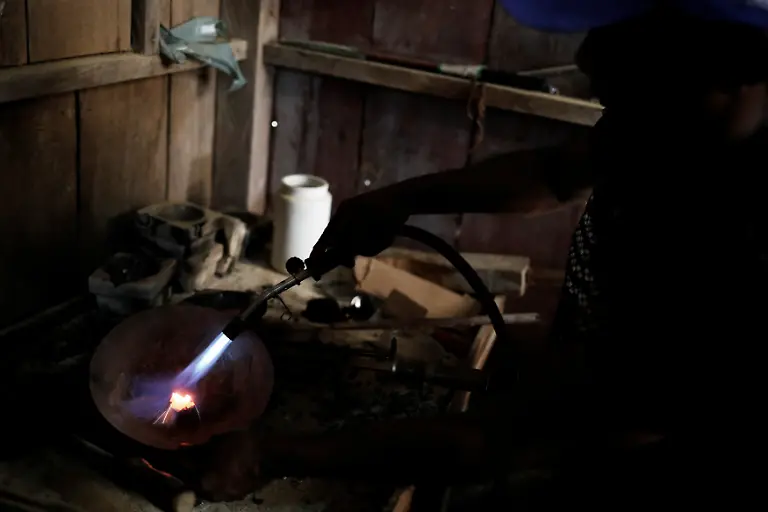 47095813cb2c662a7b242fc39a5ac5e5