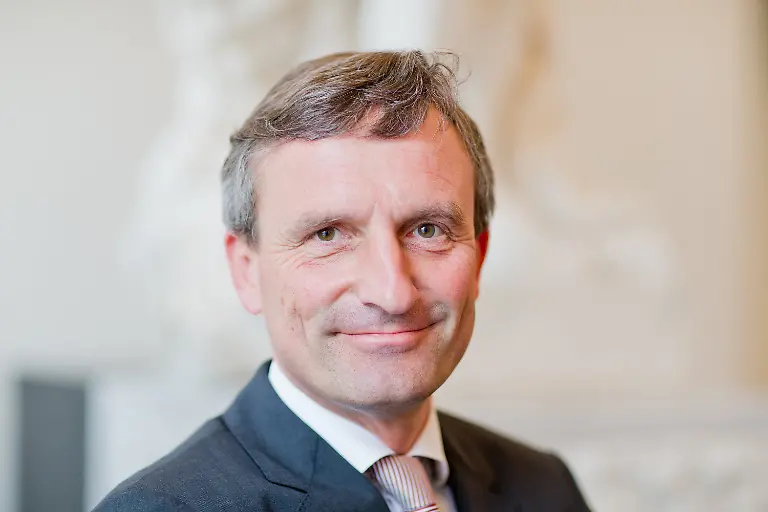 cb14b9f4b1fce3b3e2eec3699adf2e8a