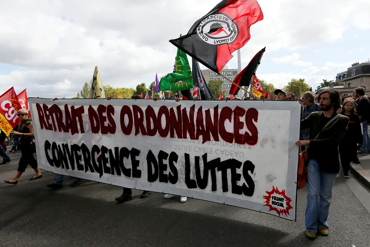 7e695e94dac8e4e0e02777a272d00f6d