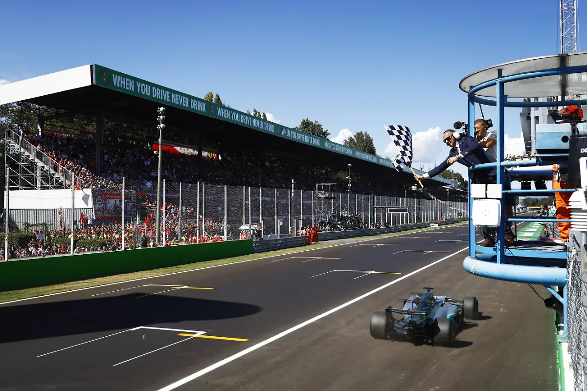 22b23a23cbbaabd18e2f63e8b0adcdcc