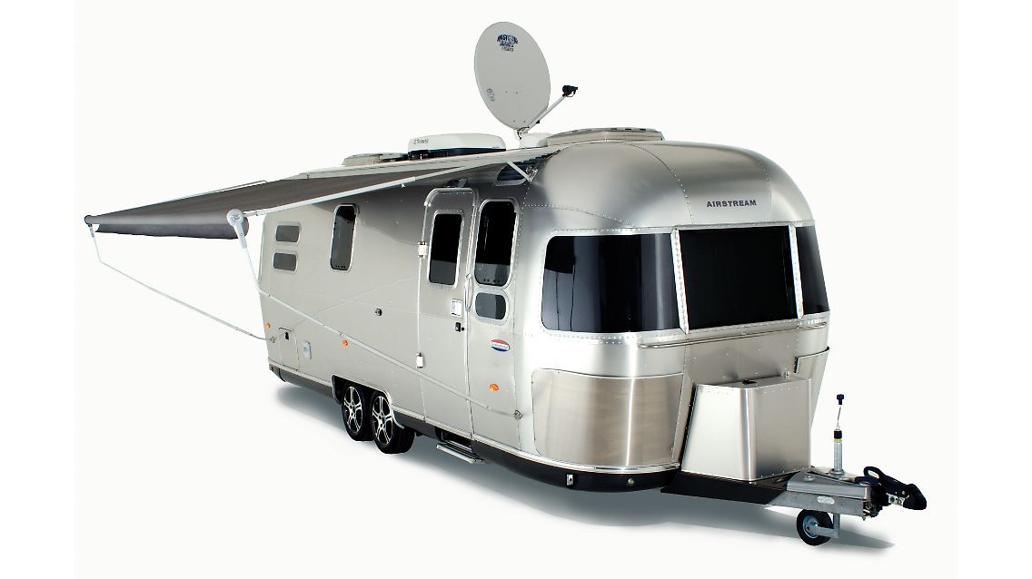 In modernisierter Form kommt nun der große Airstream-Wohnwagen nach Deutschland.