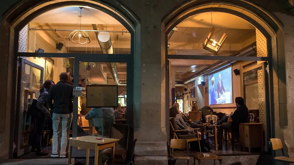 2de25c872f1d21d04a64c4a588b43f2c