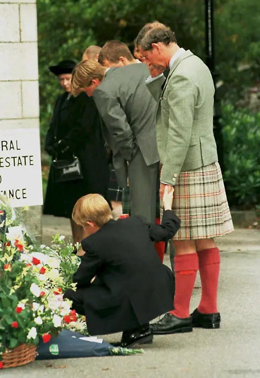 bf84b9ead4abbb70dccc9f577ed6de2d