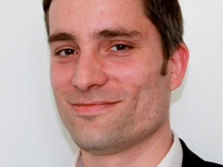 Prof. Dr. Tobias Singelnstein ist Professor an der Freien Universität Berlin. Seine Fachbereiche sind Rechtswissenschaft, Strafrecht und Strafverfahrensrecht.