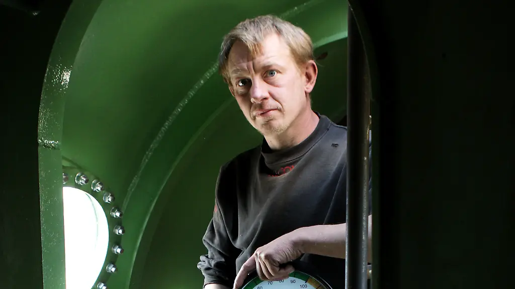 a9d061d3bbb5523ad27e55cf598976f3