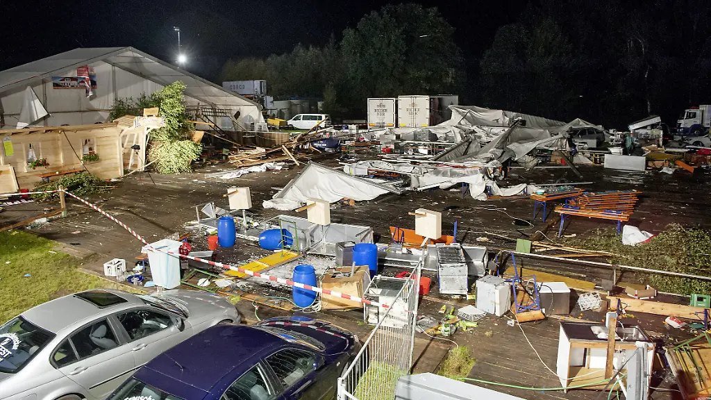 b198bd85cf33593d843355ee37a3611e