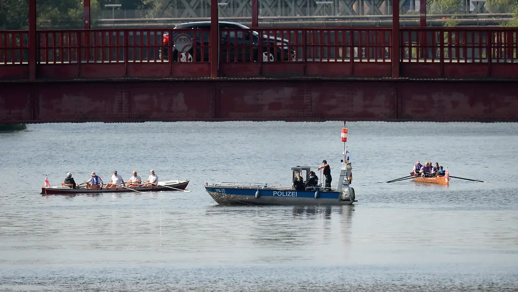 cfd1b6e36414733f3f0e38e18f707b46