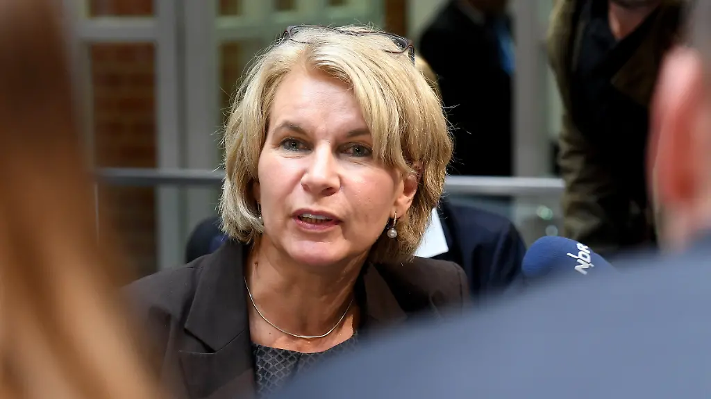 c67ac22c6882ce0a97dccfee10be50bc