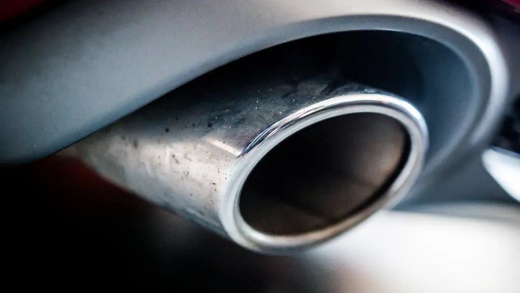 b385c3d806643414a5be1f35ba52d99f