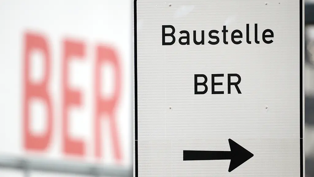 09b7b592414284fcaab5695f791ab6db