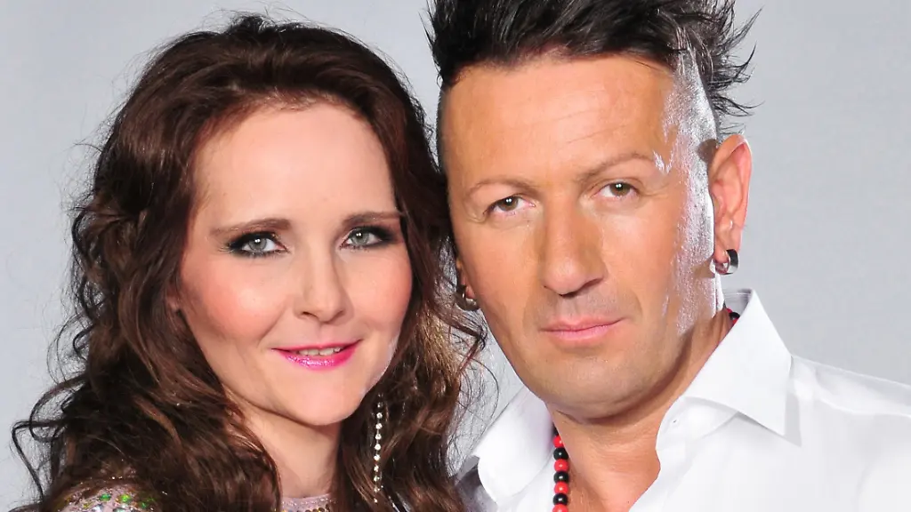 Helena-und-ihr-Schmuseheini