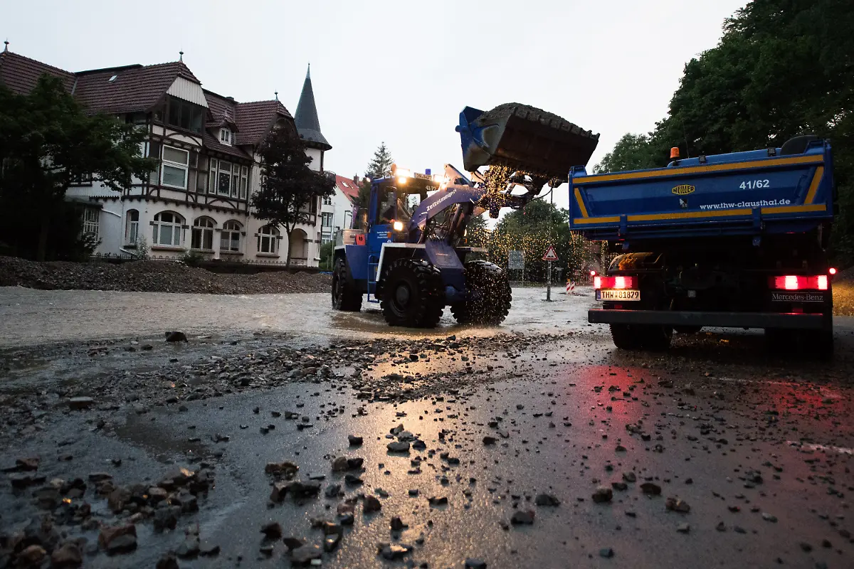 6e3ed841a8326dc7bd4d9e2a34196ed3