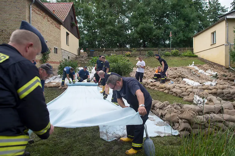 0156202ba76d5c9f53e2c7d3fe9adde3