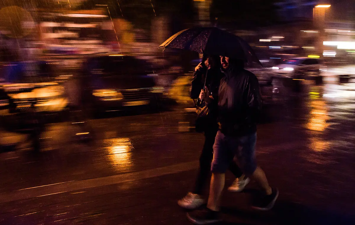 18c7a18d7368493789aa021c83f8f52c