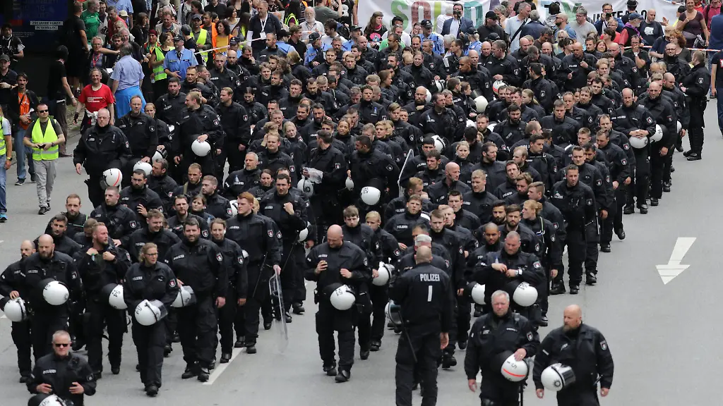 dfc588e57bd94bef42e4a962bdc740a3