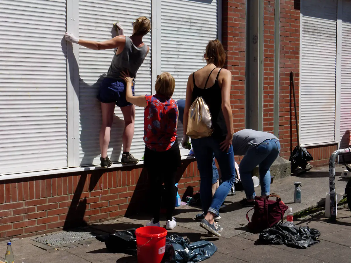 a15b2375ac753d6a449d33153e6d6ae3