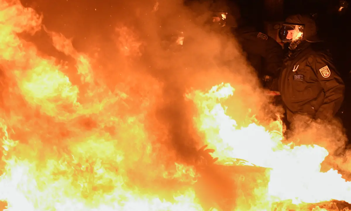 96569113b765c5e6bc1603ae7ee14507