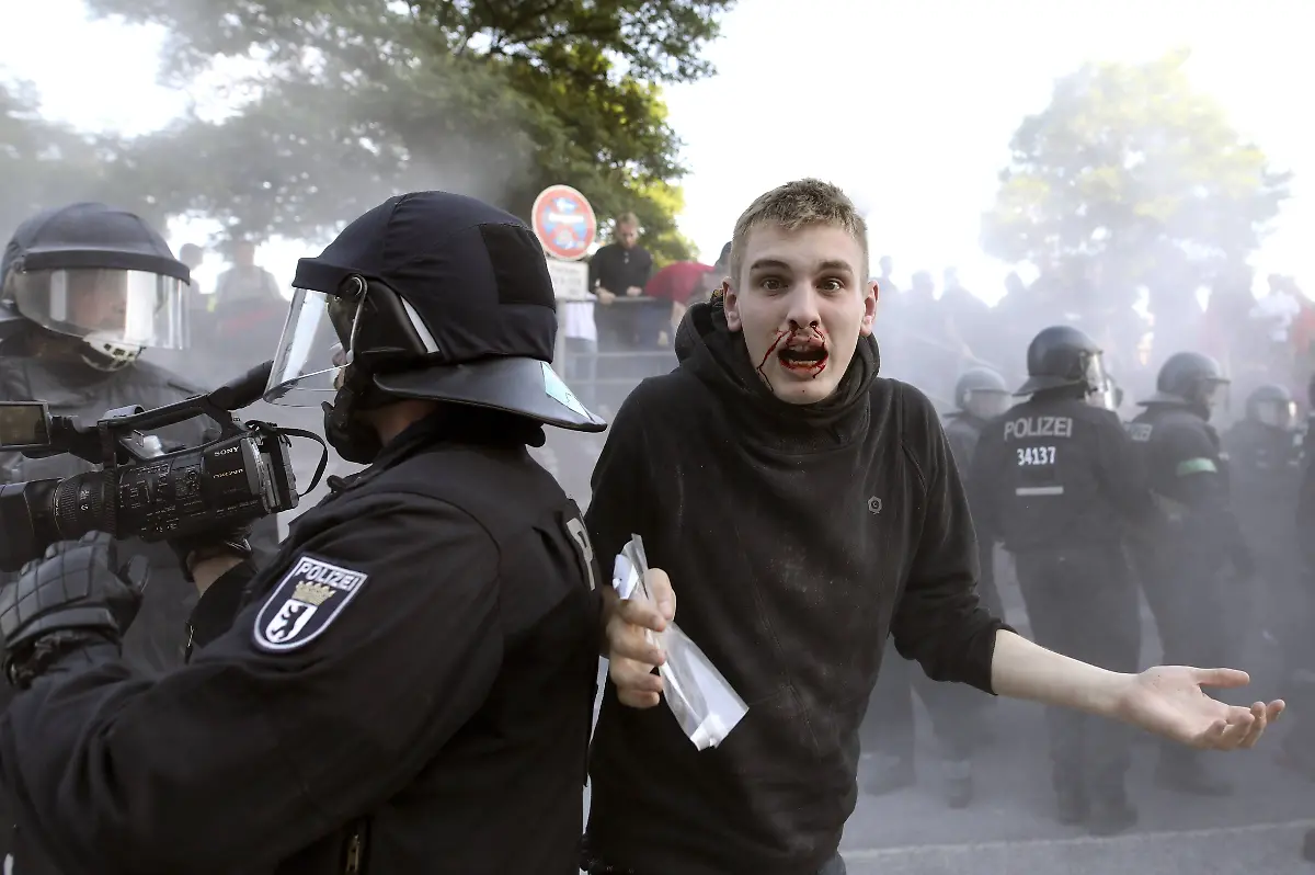 3f1e398b3453937377399528d1a05305