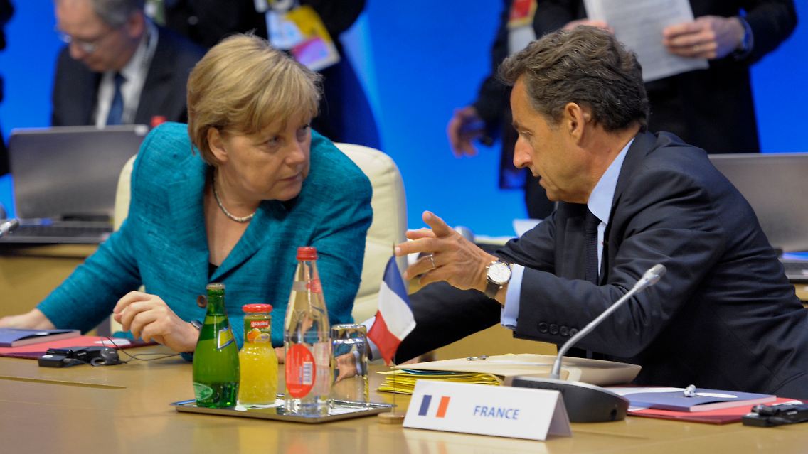 G8_Merkel_Sarkozy_Deauville.jpg