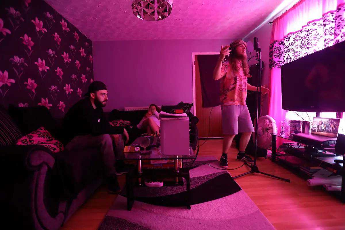 79e7aa929510762a226aef573a837979