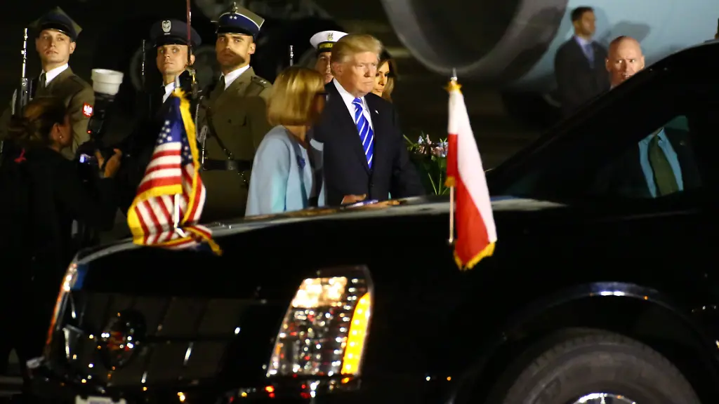 2da1ea58518d6d61907eef8df5339ffc