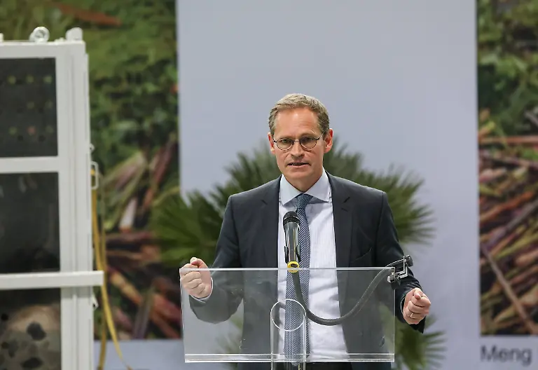 2358a89b4f3dc055e378dc26eff28f1c