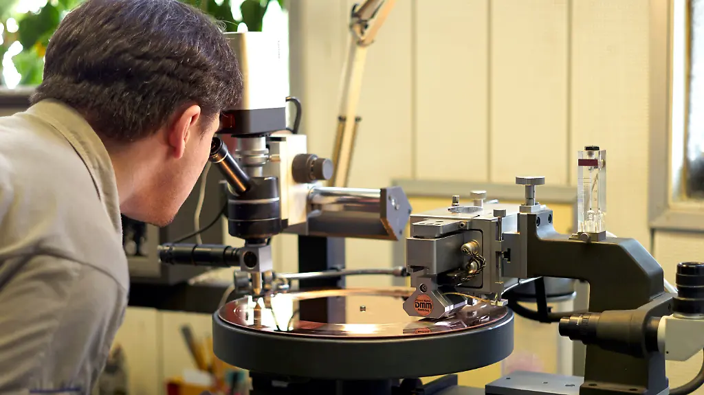 c98eeb3448c3d25d4efa68fe7106275f