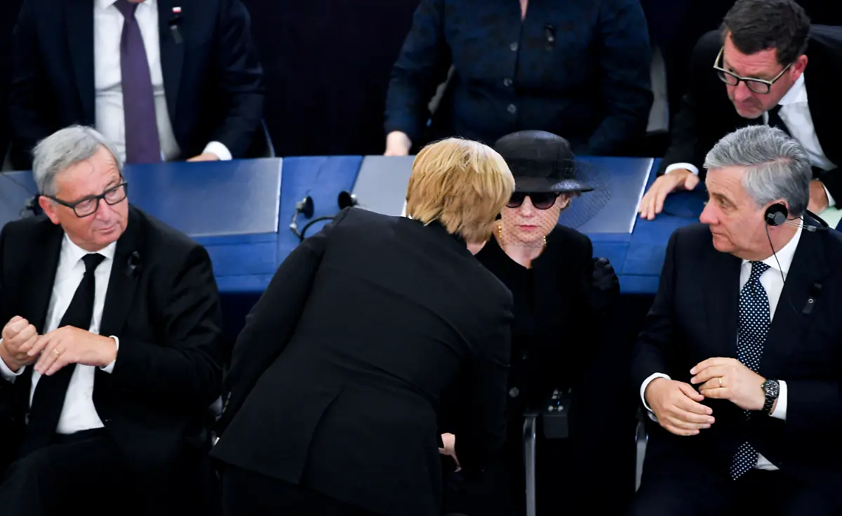 283075689911fc381ad5ca7f8e2486ee