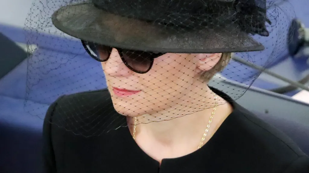 ff75cc049fe24942426ccd3a6500466b