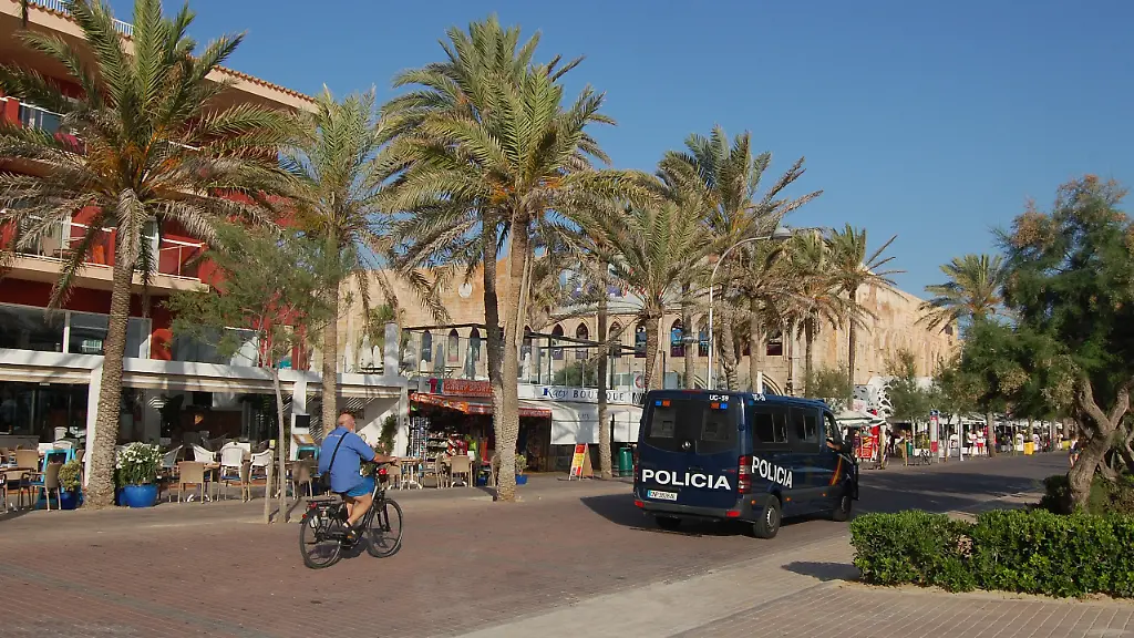 2a531622921f0f31f3565948bcdcaab5