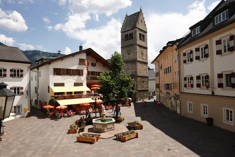 Innenstadt-von-Zell-am-See-Center-of-Zell-am-See-c-Sochor