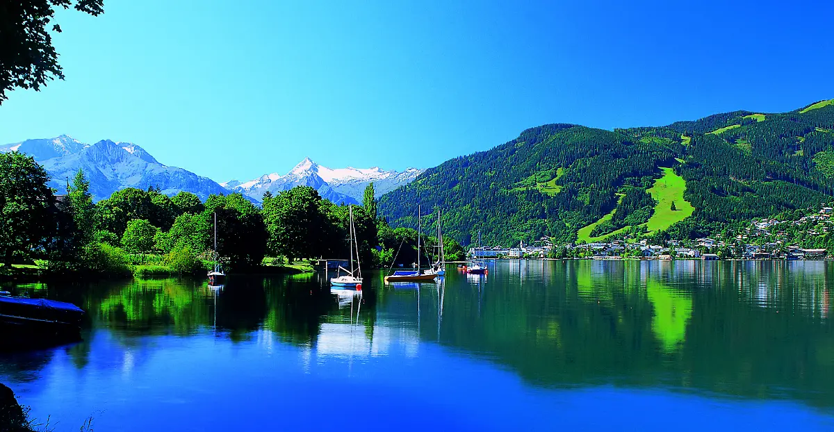 Zeller-See-mit-Booten-Lake-Zell-with-boats-c-Sochor