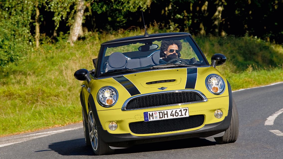 Der Mini gehört vor allem als Cabrio zu den wertstabilsten Autos.