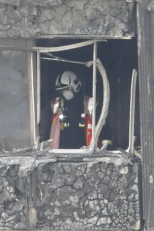 02fb23af639d368384bb23edbdea502b