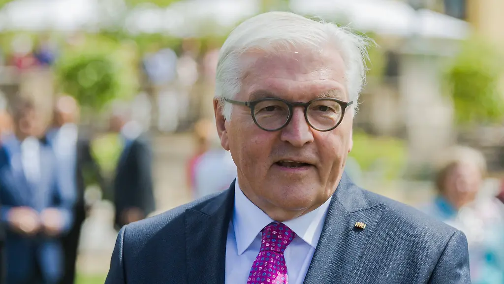 4c988a4ce093d8dc0921d83e461f9c4d