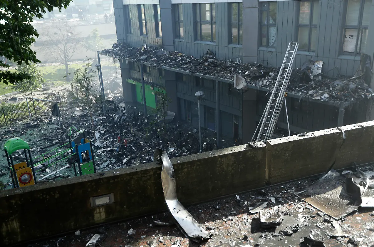 08536f8f164bd34c54487baa65ded157