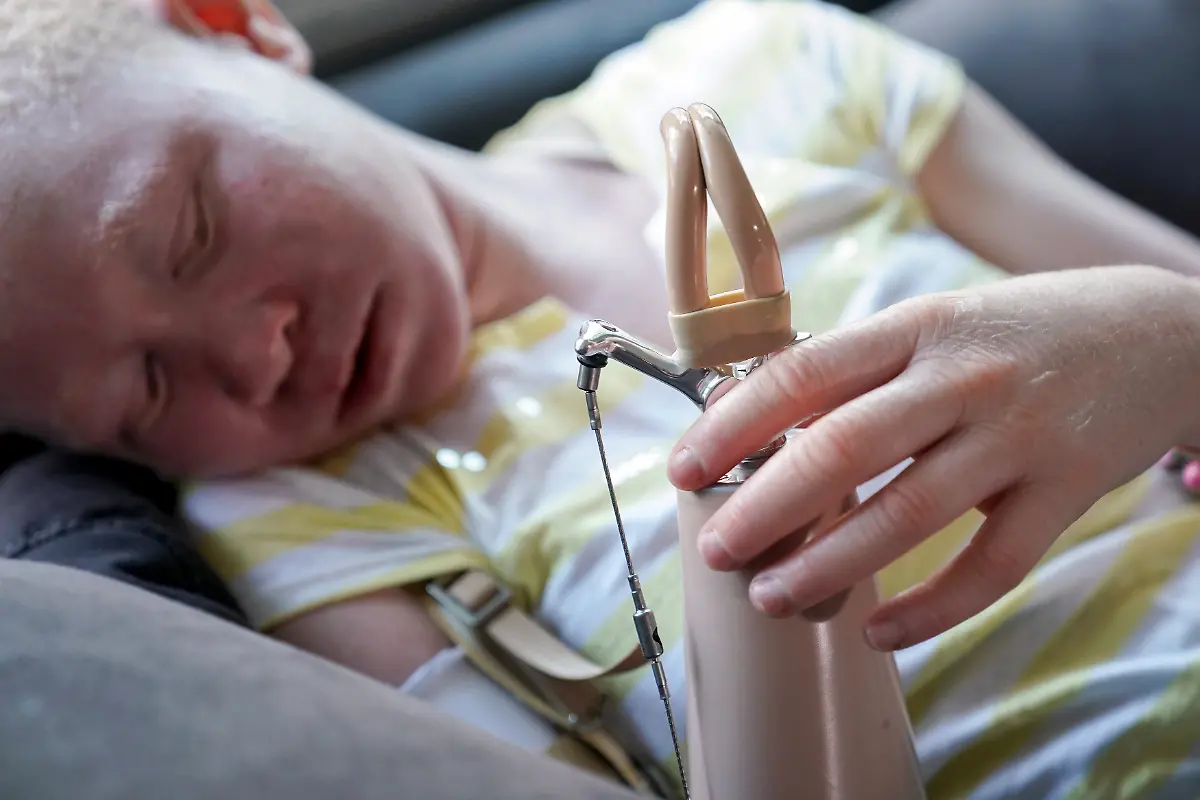 24b919317b5c4f102cbf53fbeee812ce