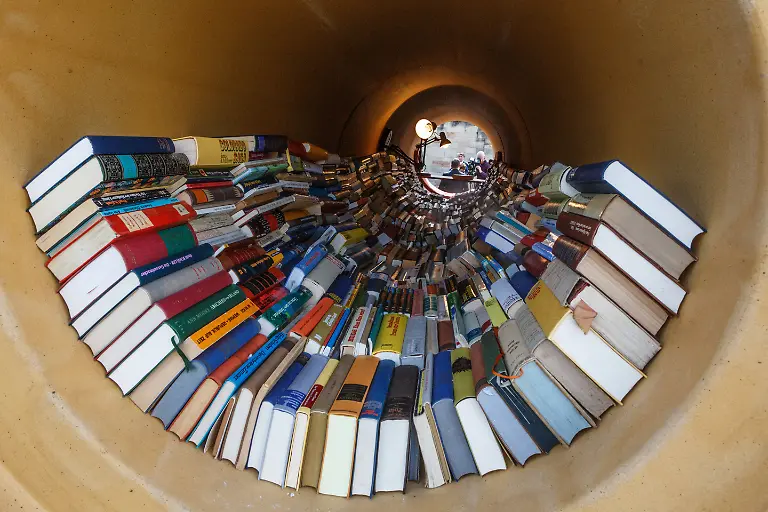 4f16ec04351e2f2c358a83ba789d13d5