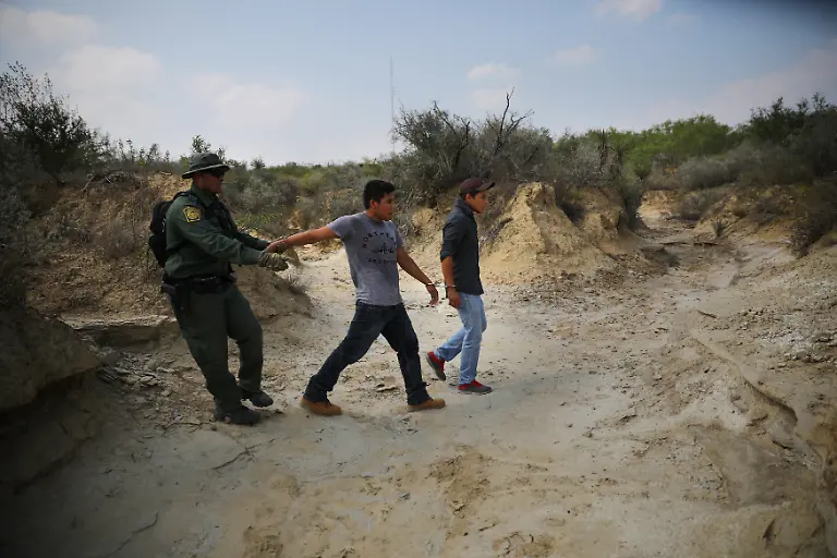 85fd63a663ed482e82317b1bbd7ccf44