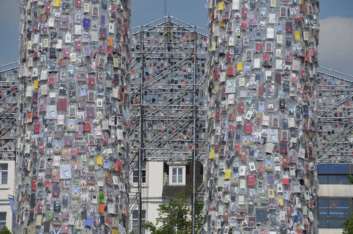 ccb8abd863d72a948069cb832152e966