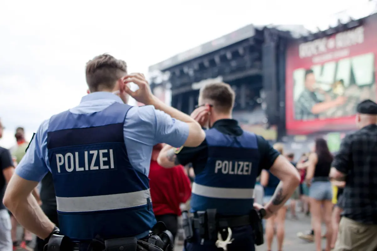 364079517d439a23a3a5011dd8e0e9db