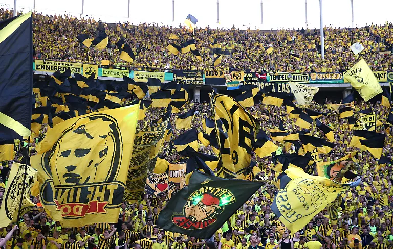 77b767c80a5d593cbc2efa606bf099dc