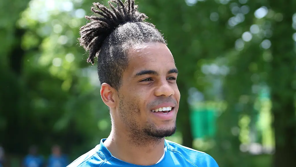 8efba0aa82e3da25792331e856629a21