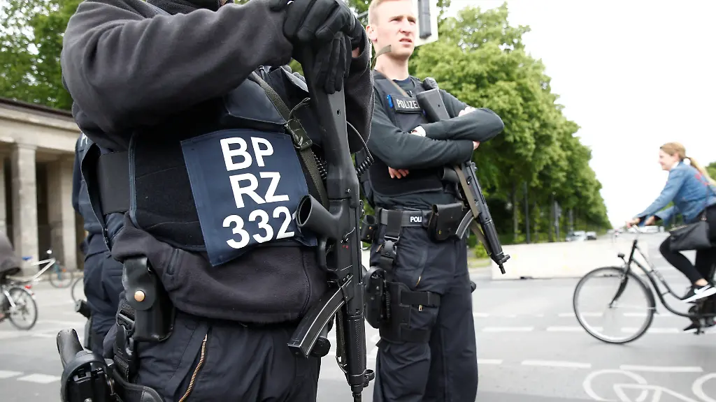 e08f52dd6ebeaa3f01331d8284fae7c7