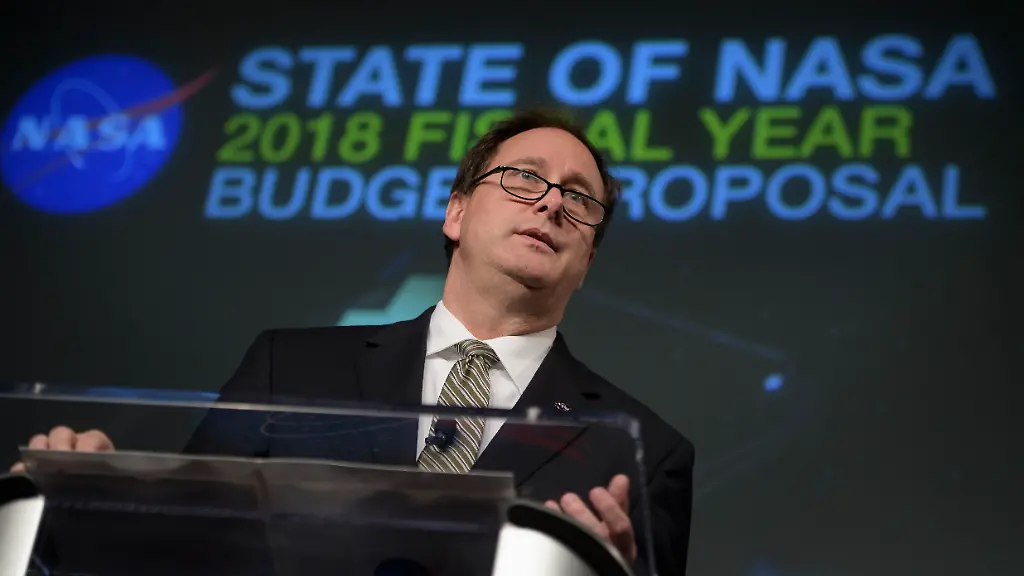 401d1133b33b5f83803b2563c31d2c1e