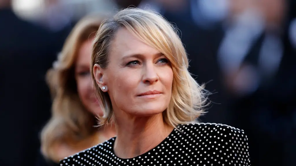 83a2b05e8e49e7addfba6470fc4b2998